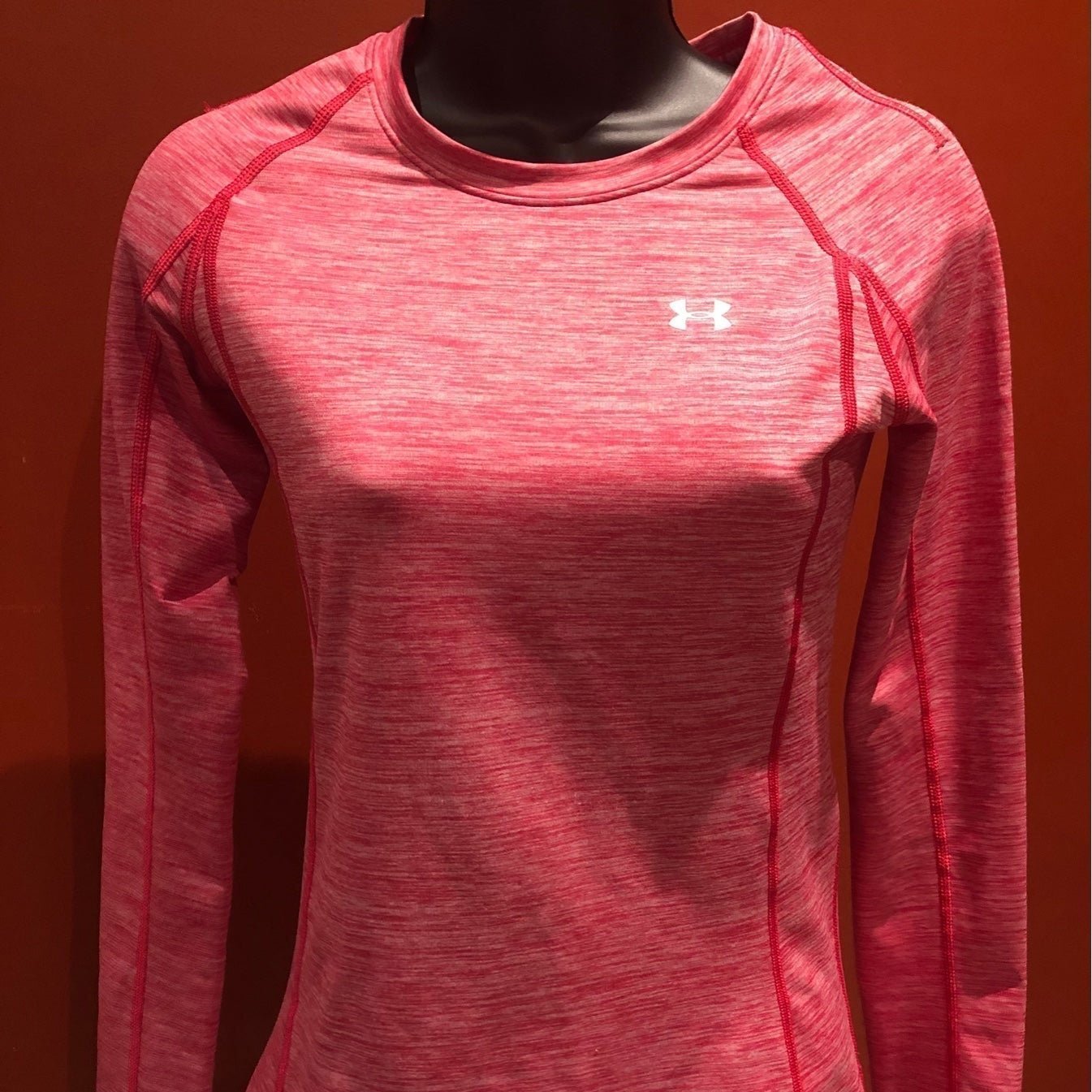 Under Armour women´s running zip. Pink. Almost new. Small pofi5w492