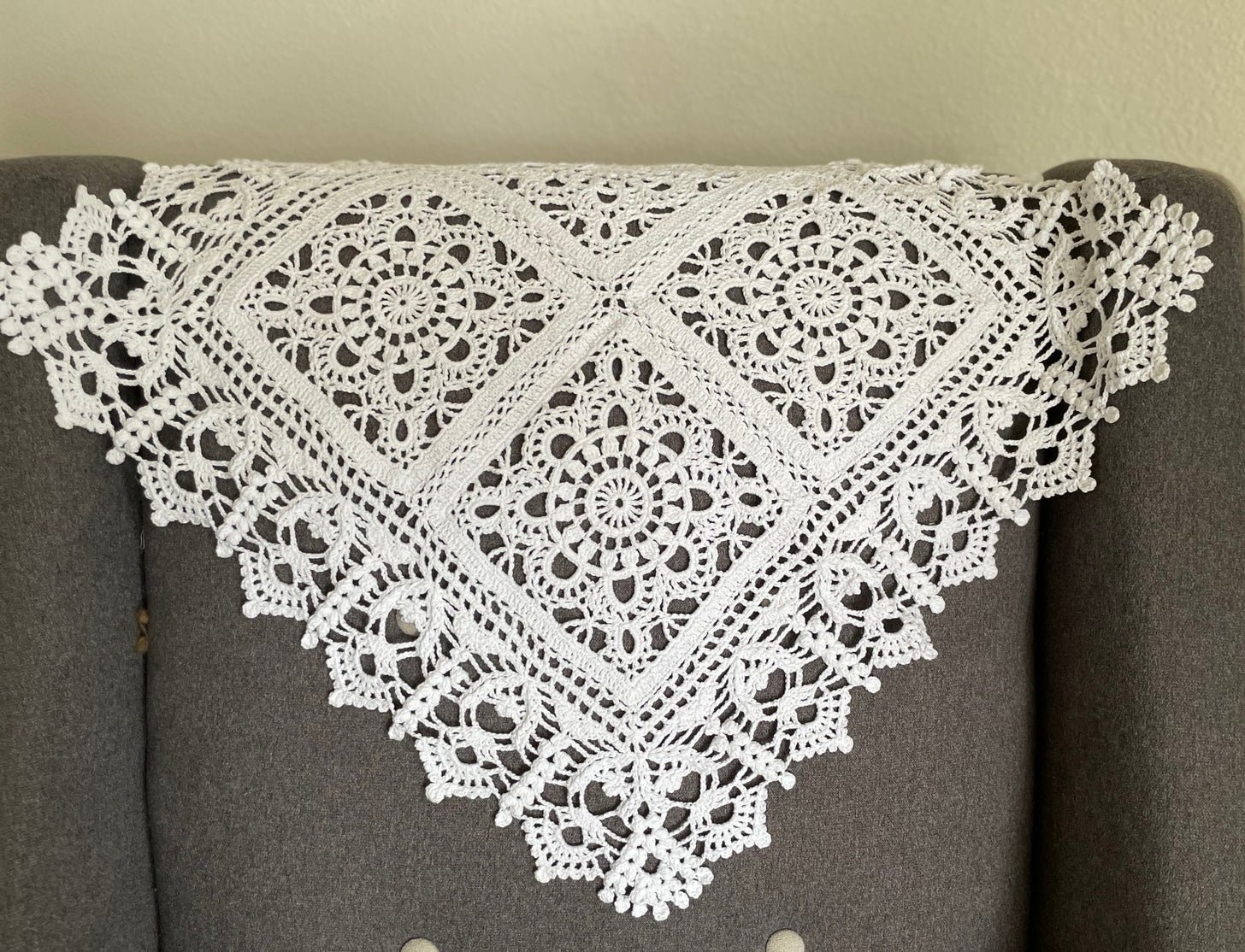 Vintage crochet white square table cloth 20”x20” Jx4Xr5Ztt