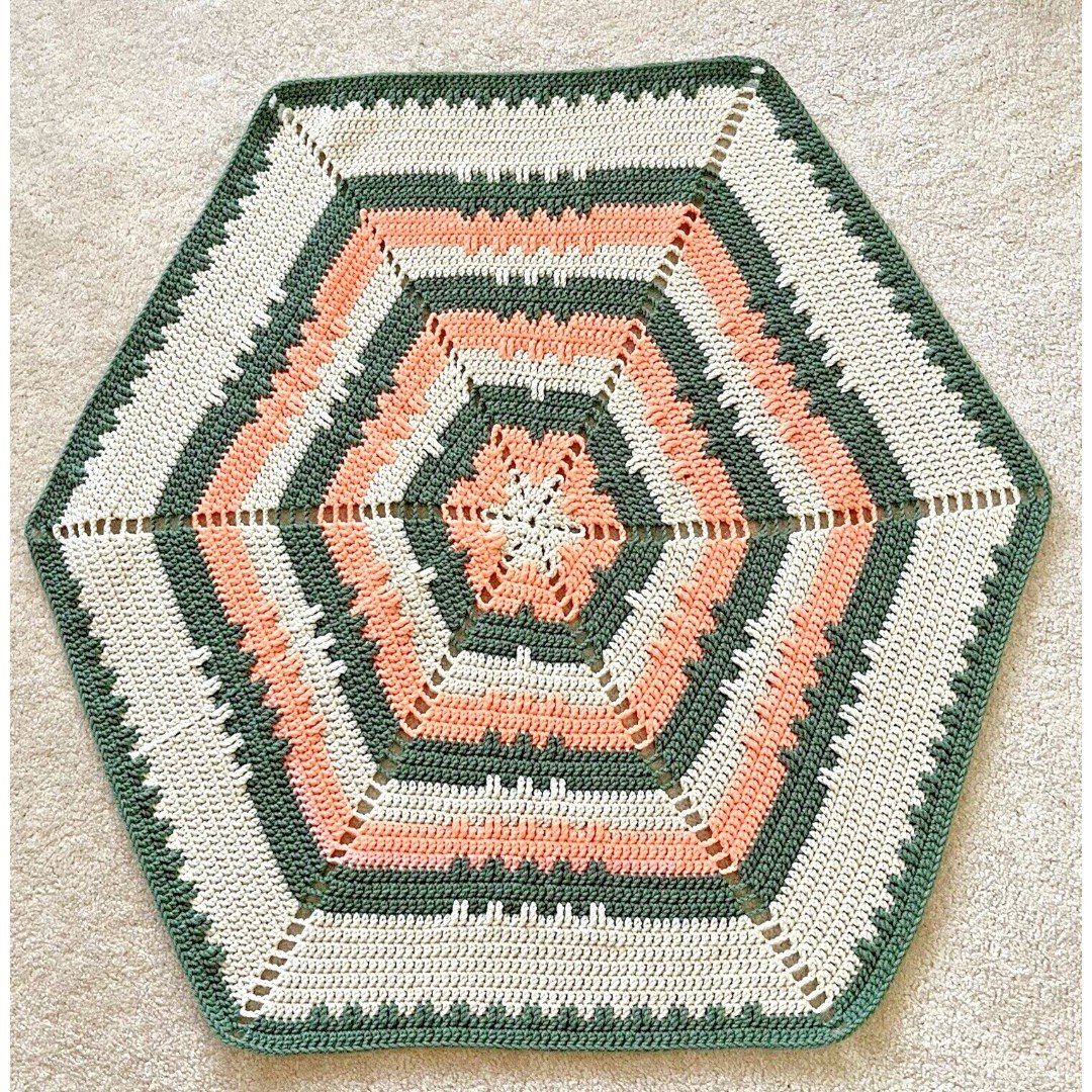 Handmade Hexagon Afghan Throw Tablecloth Peach Green Dresser Lounge Vintage qzcJfPWSn