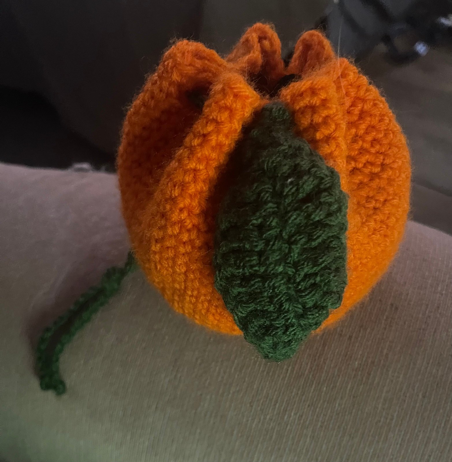 Handmade crochet orange shaped bag/pouch od33YZ31d