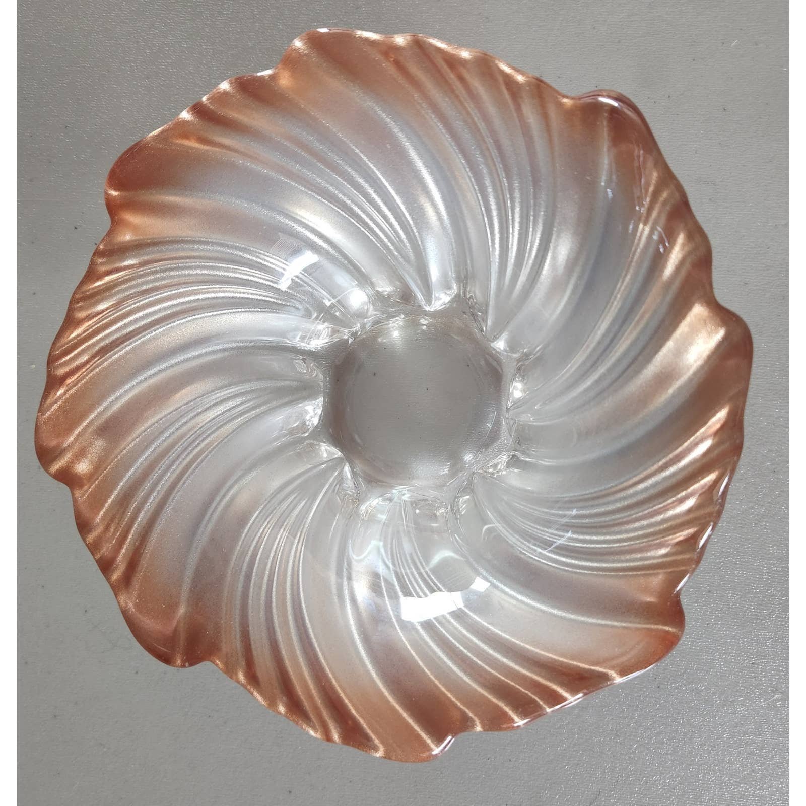 Mikasa Belle Epoque Crystal Swirl Glass Bowl Rose Gold to Gold Ombre PJwx6ZUMb