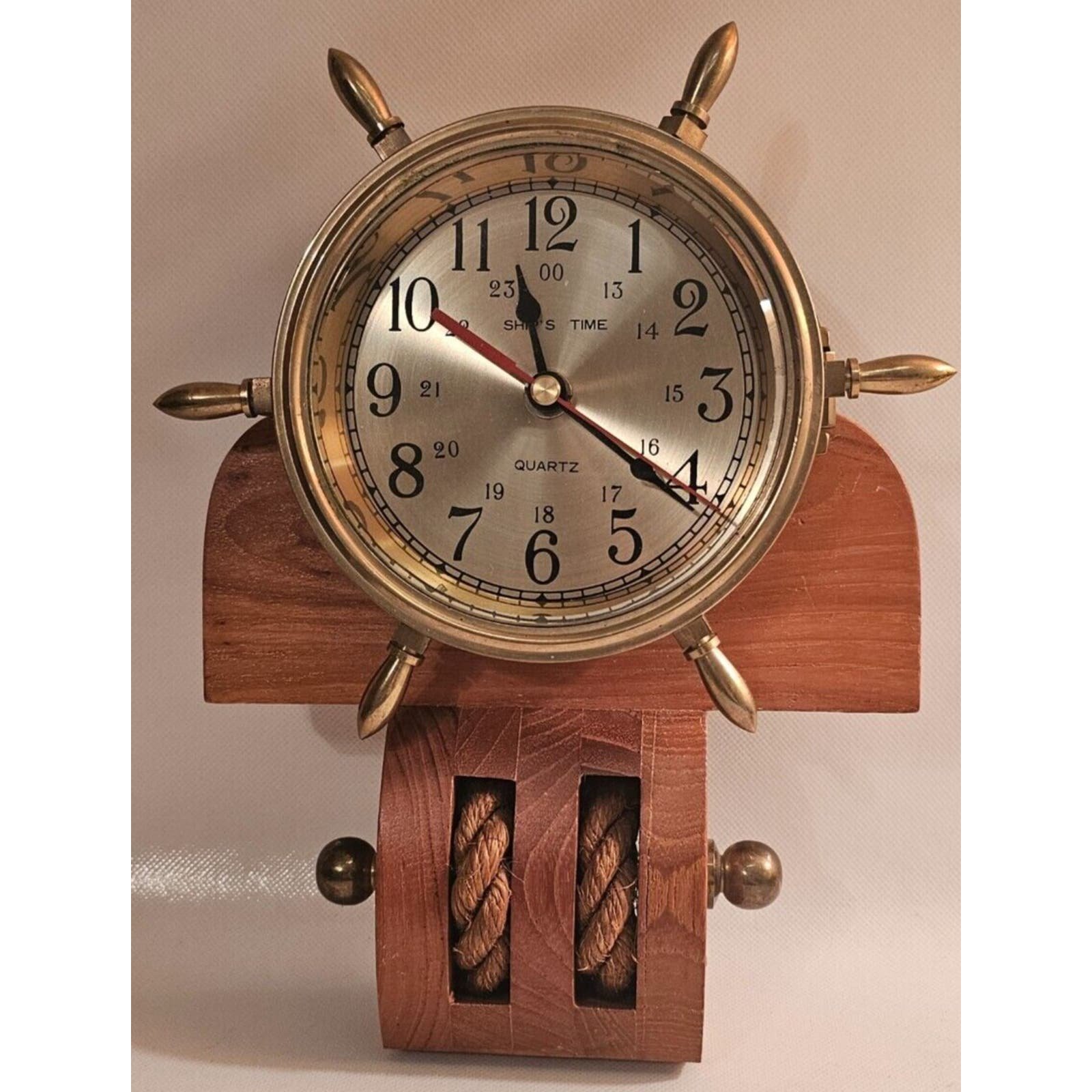 Working Brass Ship Wheel Mantel Clock With Rope hjbRDYigX