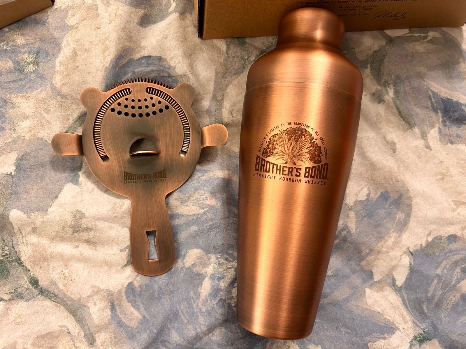Brother’s Bond Copper Cocktail Shaker and Strainer Set *NIB* rErpYm12w