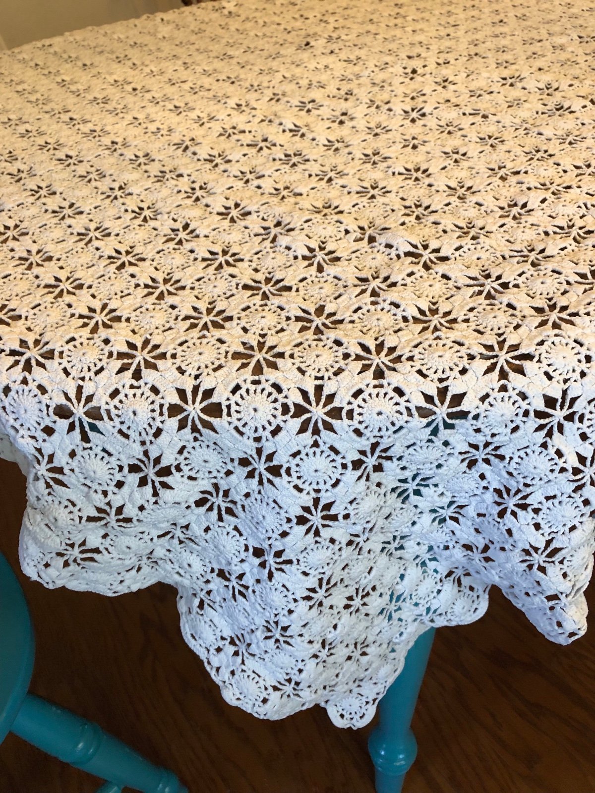 Vintage 65x52 Crocheted Tablecloth r0dLVYo8u