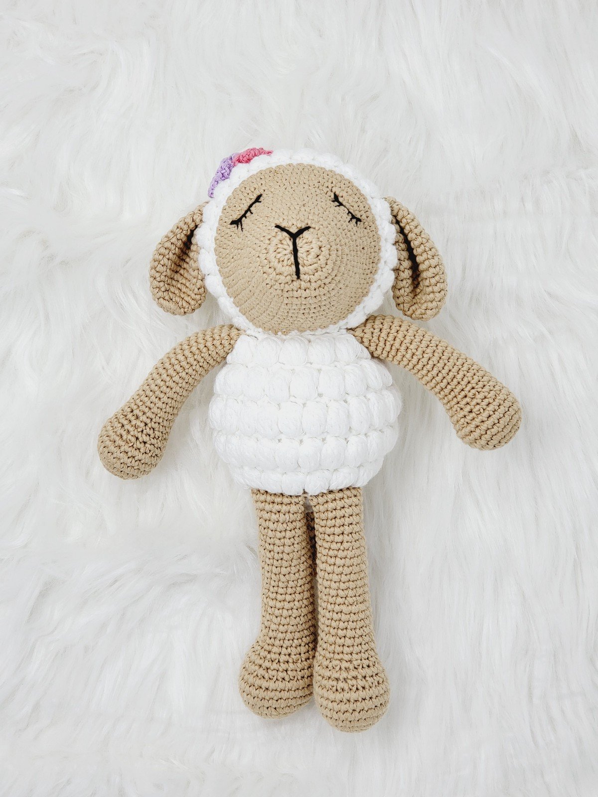 Medium sheep crochet mLDMEyMjJ
