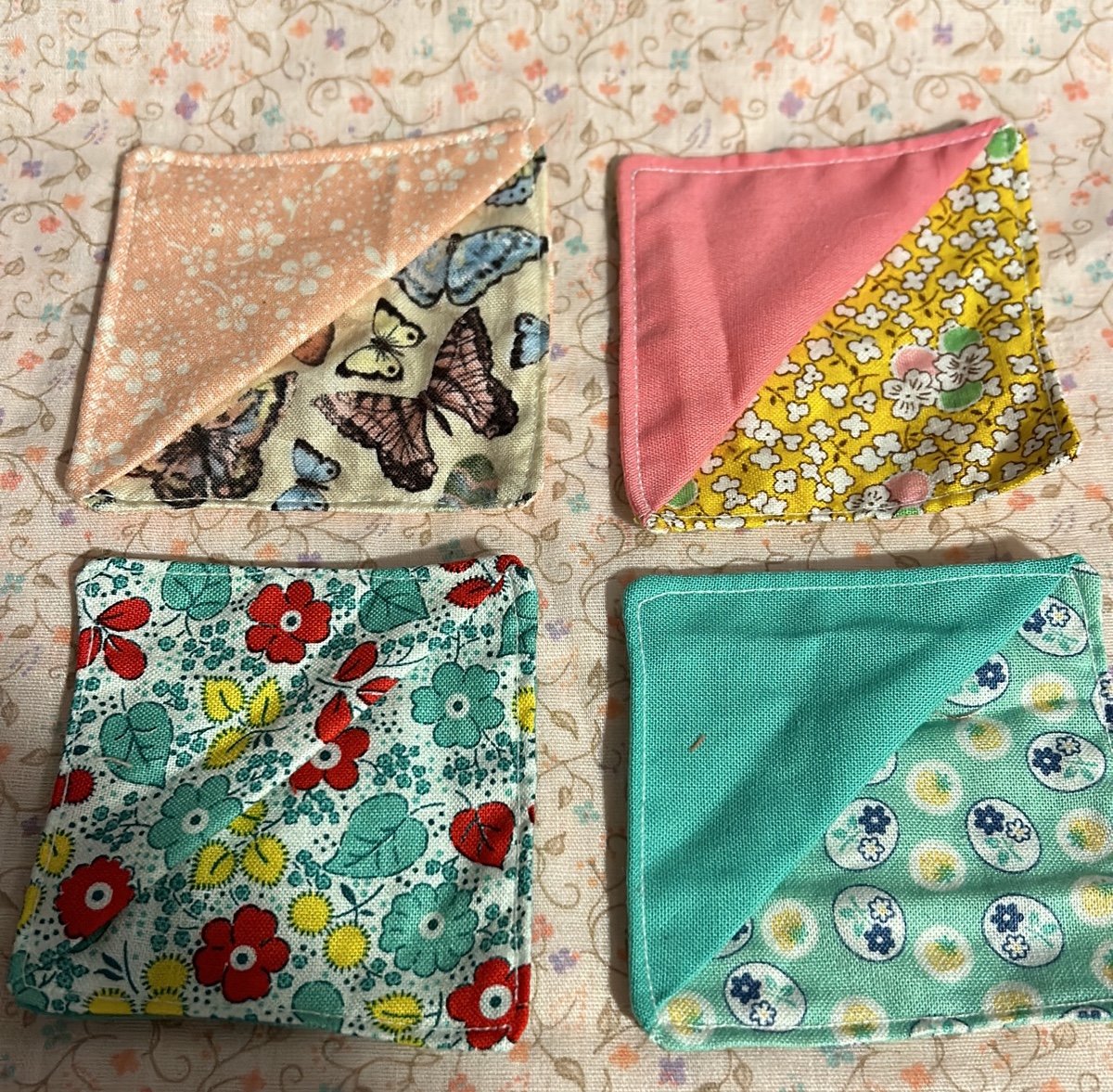 Set of 4 fabric corner bookmarks P3lyOs0ei