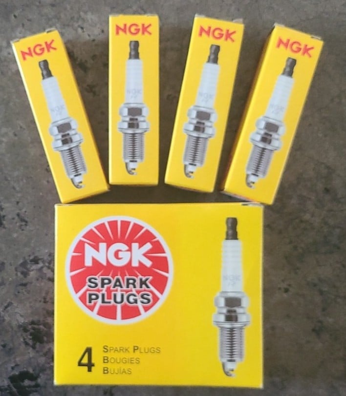 NGK Spark Plug 3932 (4-PACK); DCPR7E 12mm Copper Core Nickel, Flat Seat, HR 7 MN82MqUze