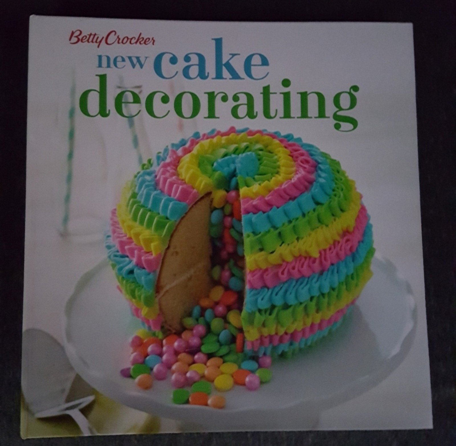 Betty Crocker Cake Decorating Cookbook jfe4husMe