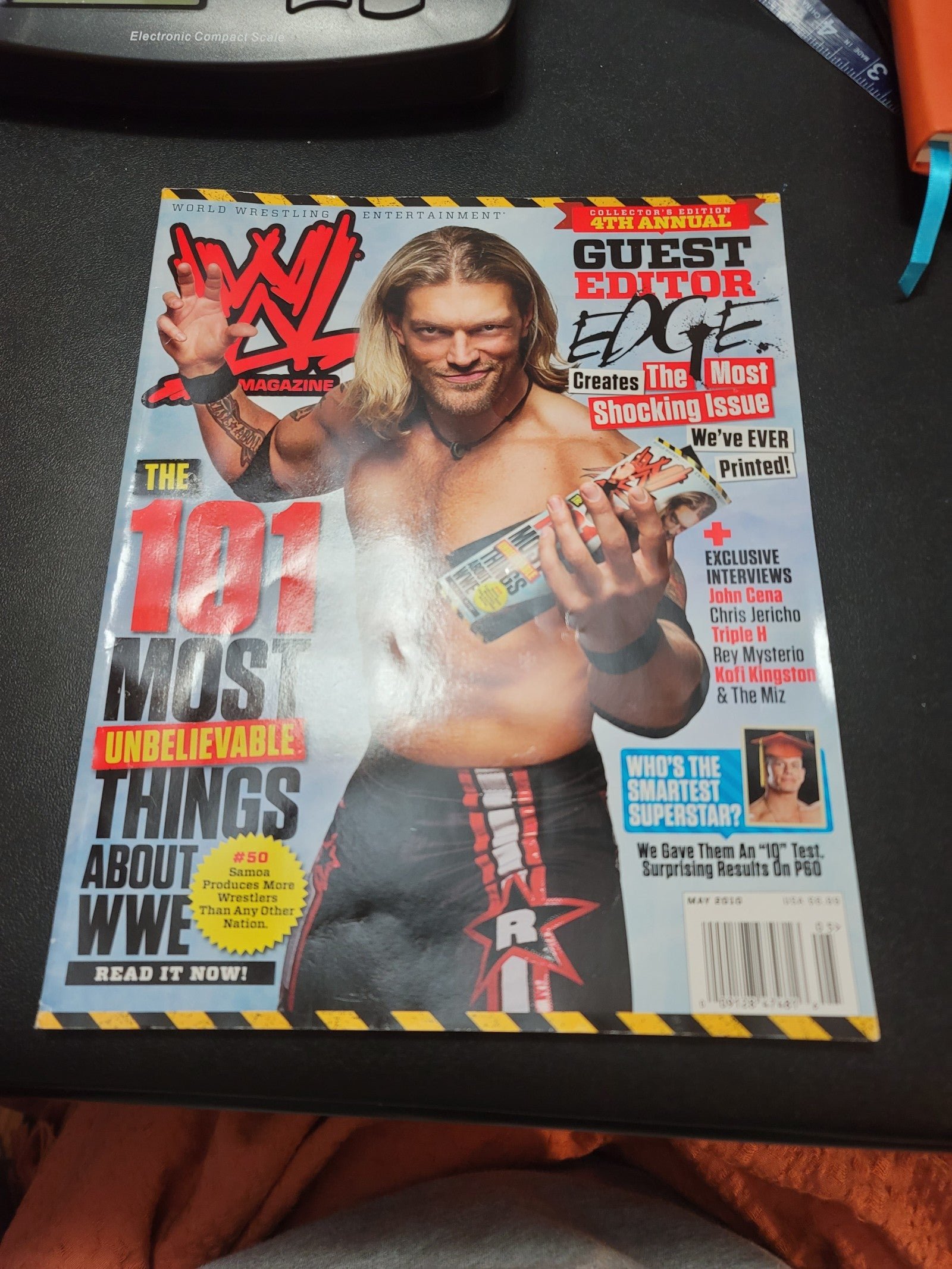 WWE magazine nvfRXe14g