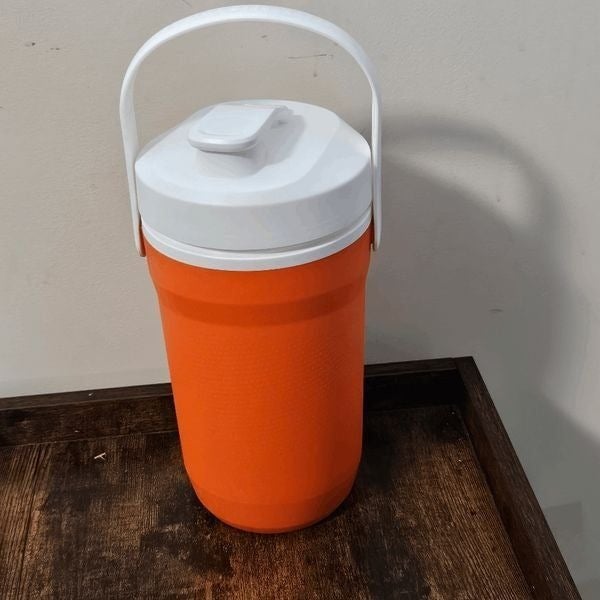 Gatorade 1/2 Gallon 90s Plastic Igloo Travel Jug Orange and White mGQWept5H