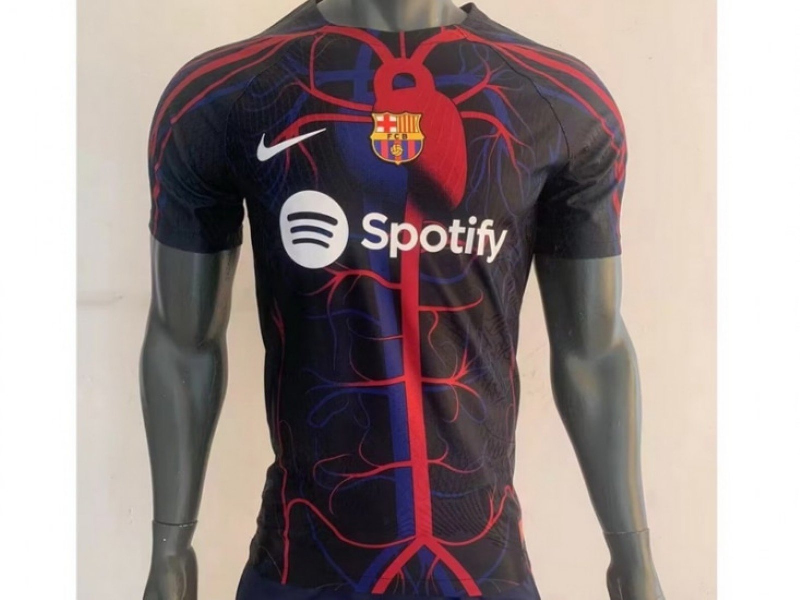 Barcelona 2022/23 Pata player version soccer jersey size XL jrwo1tkUR