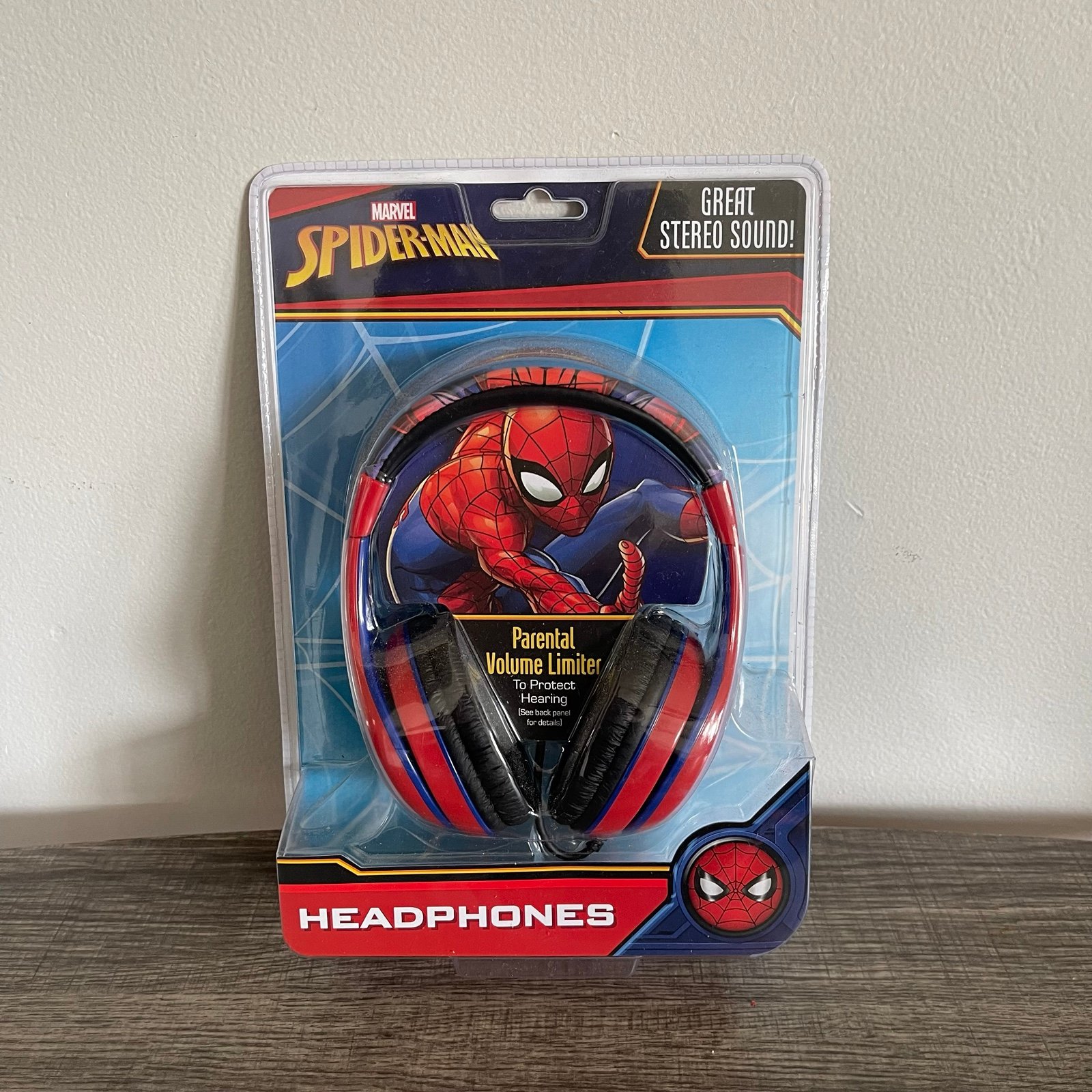 Spider Man Kids Headphones Parental Volume Limited Wired miQTaH8EI