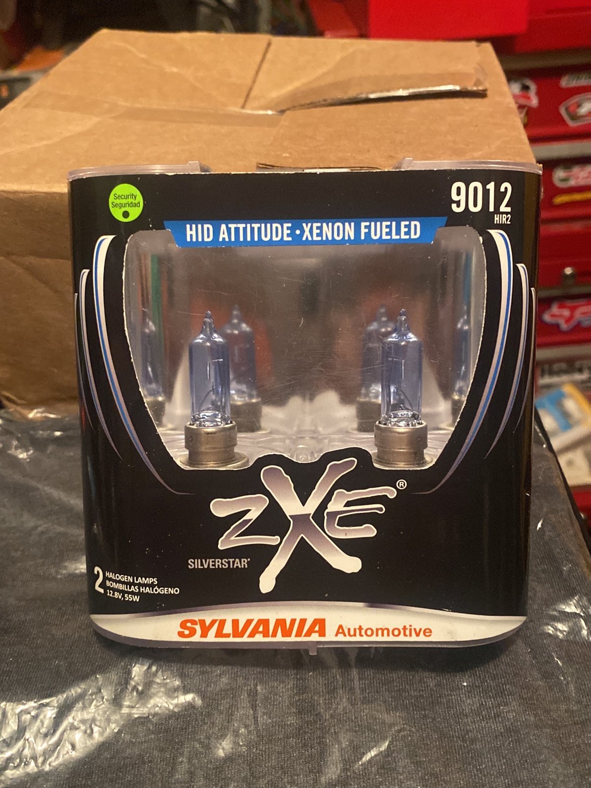 Sylvania 9012 Silverstar ZXE HID Attitude, Xenon Filled Halogen Headlight Bulbs L3DKDZKxm