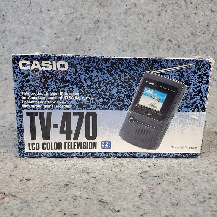 Vintage Casio TV-470 LCD Analog Color Television 2.2