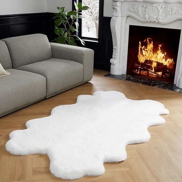 Mon Chateau Luxe Faux Fur 5Ft 10In x5Ft 3In Rug kqEIa2DIJ