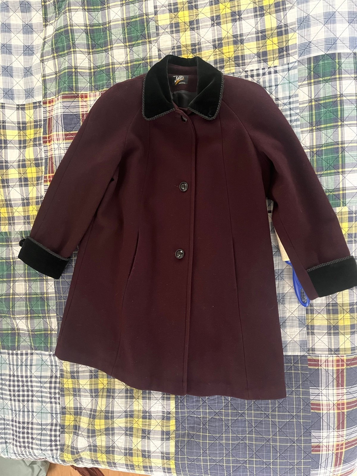 Classic JAD Burgundy 100% Wool Long Coat Hidden Pockets Black Velvet Trim pKP4dGTFz