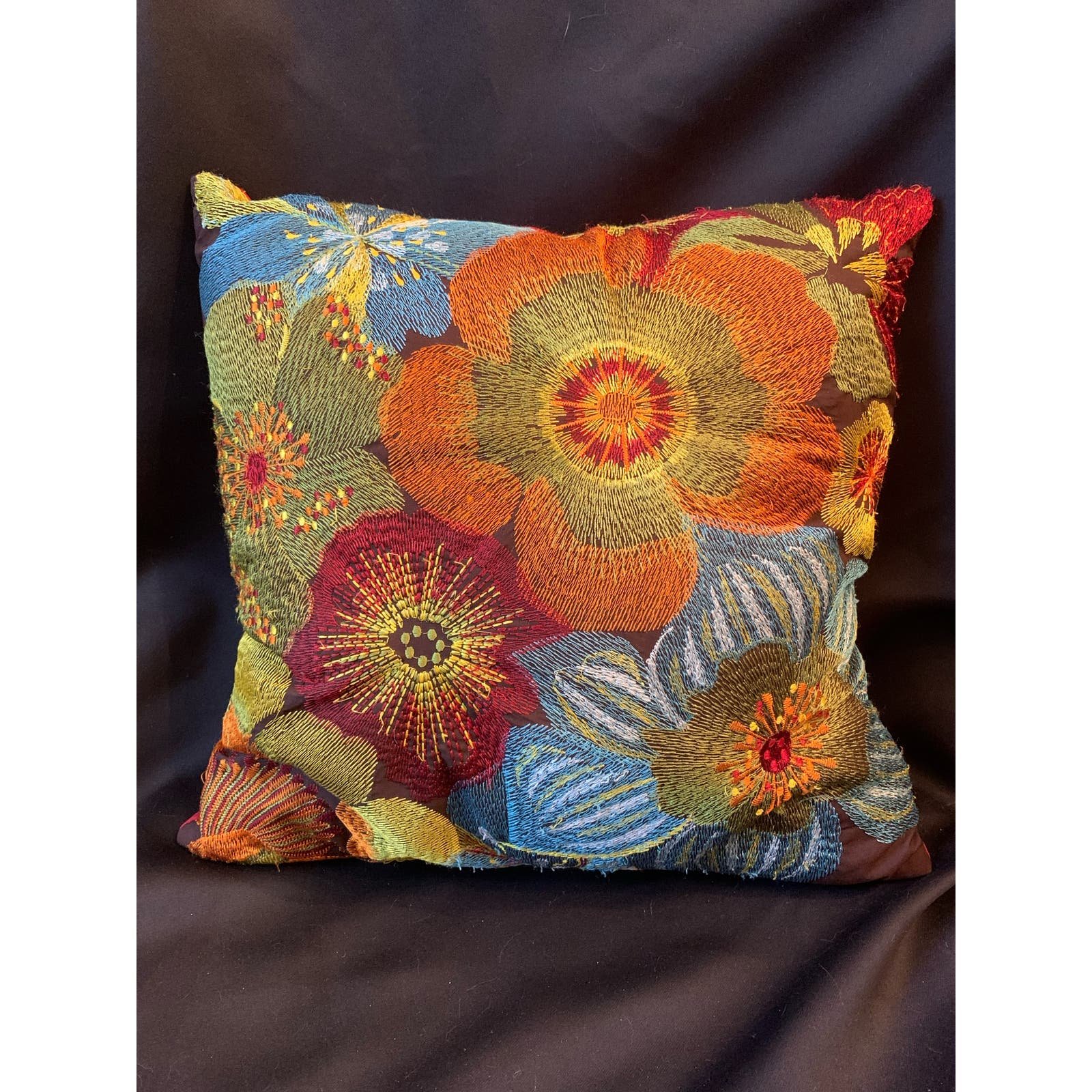 Pier 1 colorful floral pillow O350XVcxu