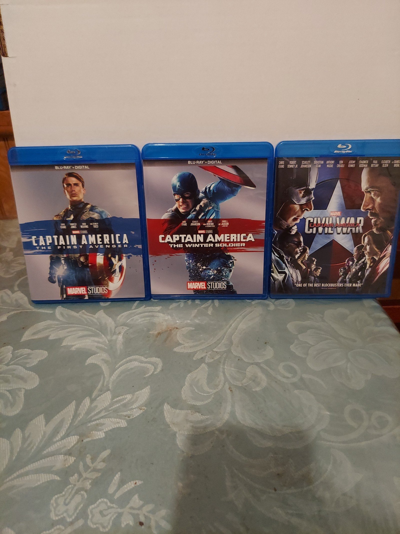 Captain America The First Avenger / The Winter Soldier / Civil War (Blu Ray) jEWfRE3YC