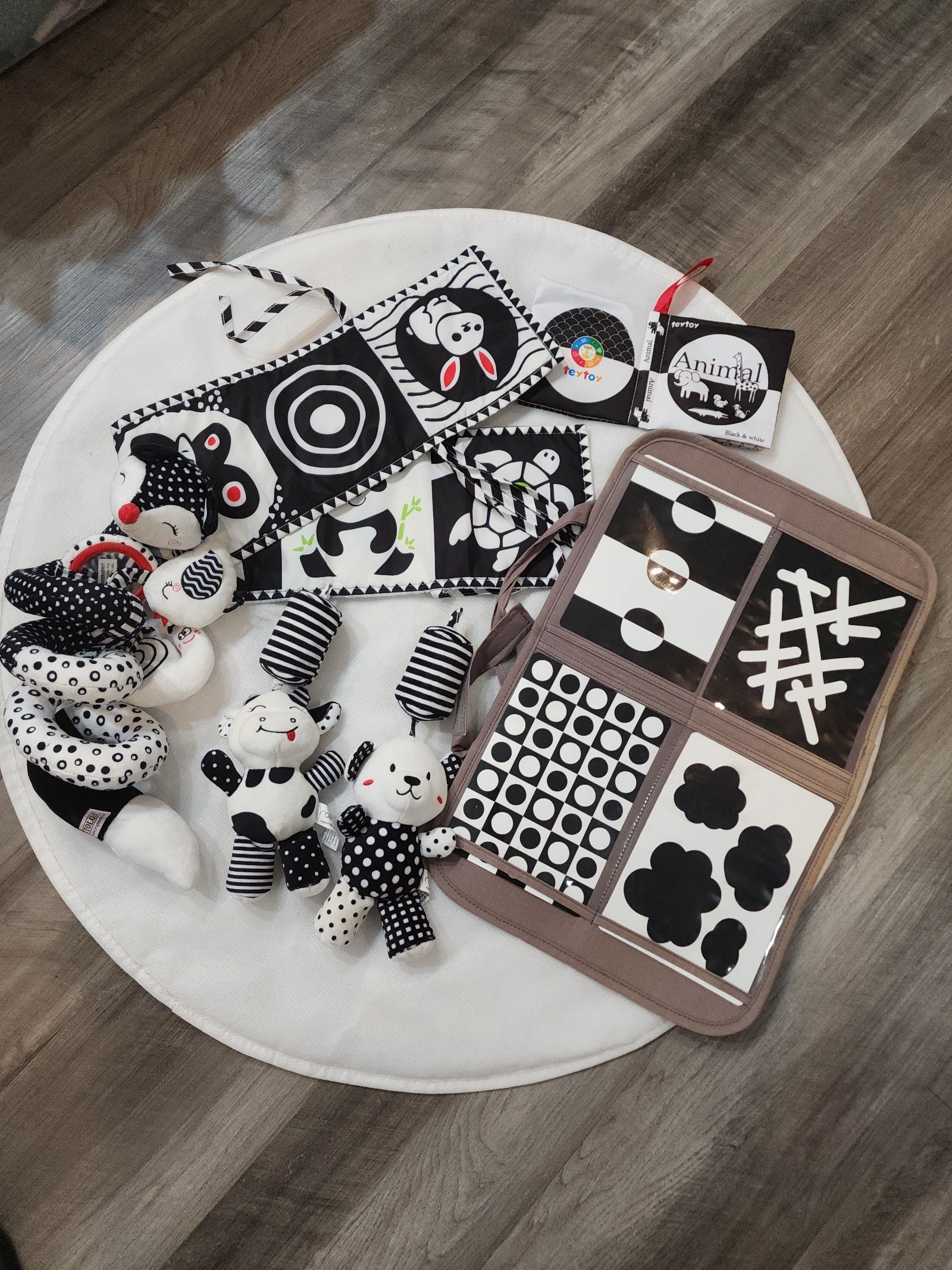 Black and White High Contrast Baby newborn toys jx50dmcuo