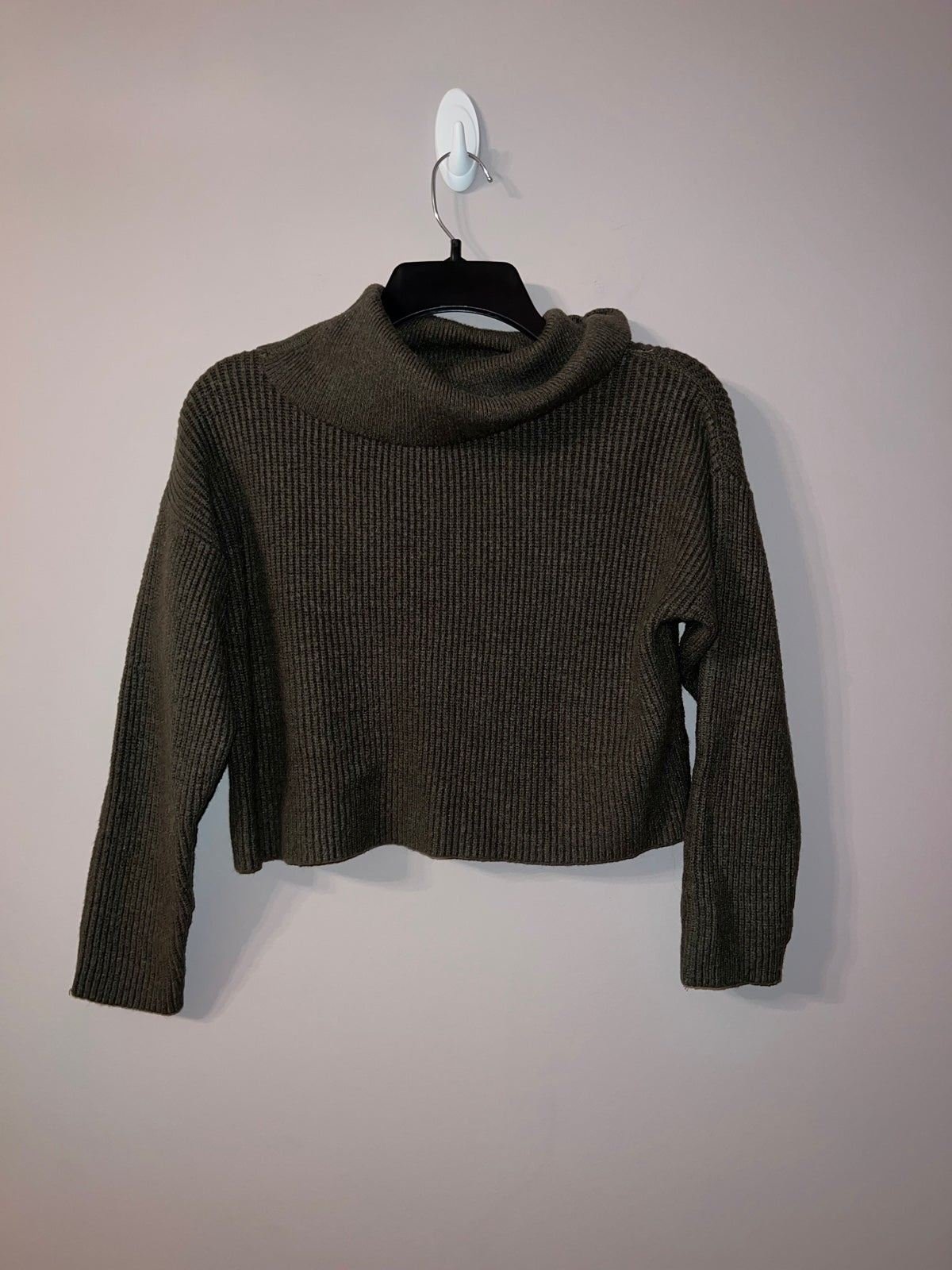 Olive green dark green turtleneck crop top proof apparel size small ribbed kMc7NkHd8