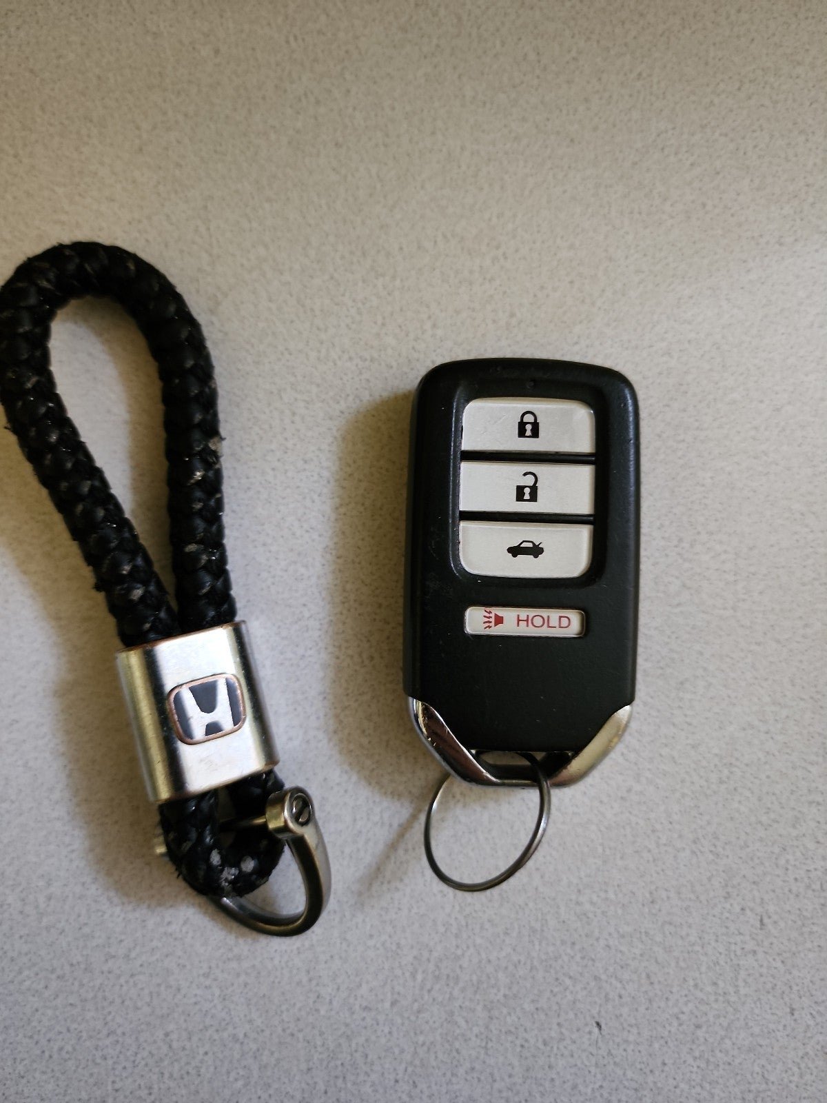 2016 Honda Accord key/lanyard p5JRuWpXc