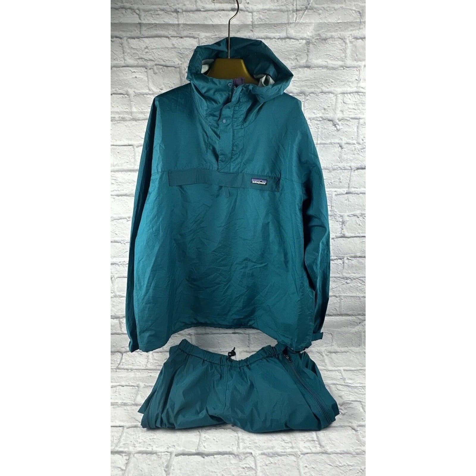Patagonia Full Windbreaker Suit Men´s LG Jacket/XL Pants. Elastic Strap Rip. hgLt4XyaJ