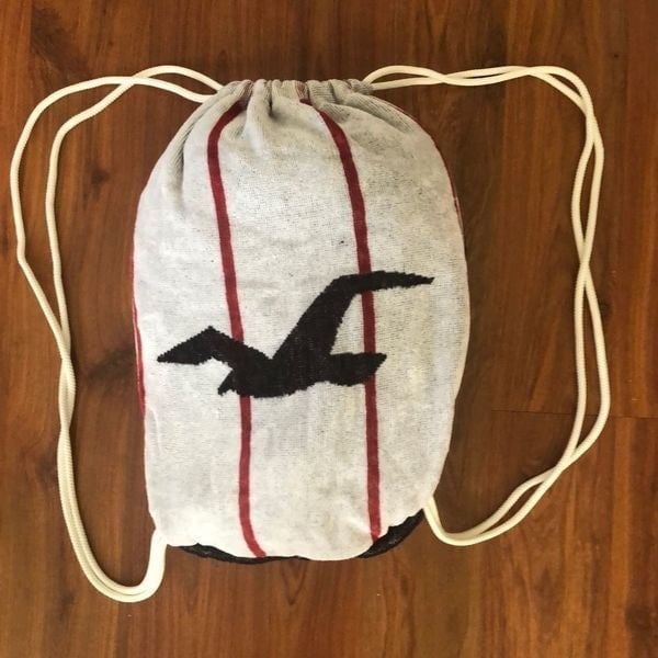 Hollister. Terry cloth, beach towel plus backpack in one. PN6jn66dl